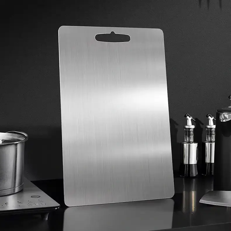 100-Pure-Titanium-Chopping-Board-1.webp