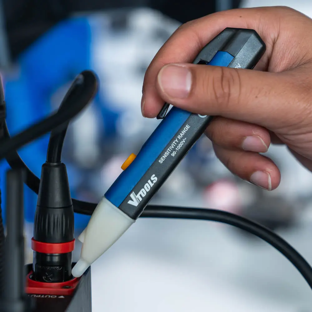 VT2124 Voltage Tester 04-1000x1000.webp